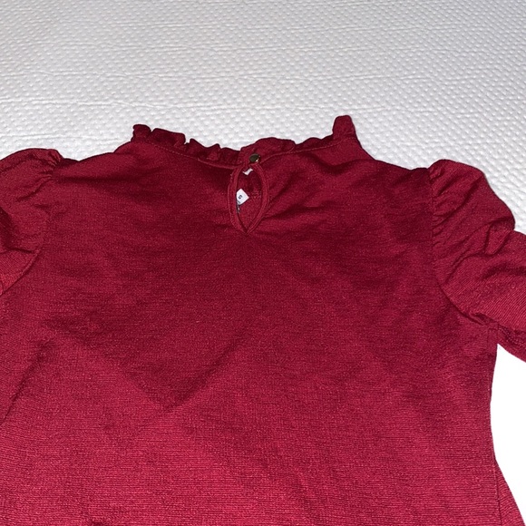 Maroon red blouse - Picture 4 of 4